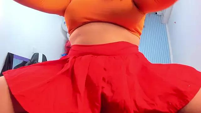 Danniela18_ on StripChat 