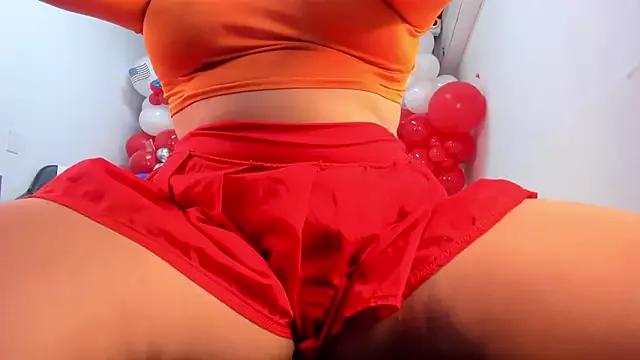 Danniela18_ on StripChat 