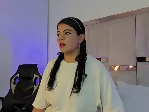 DayanaNaughty on StripChat 