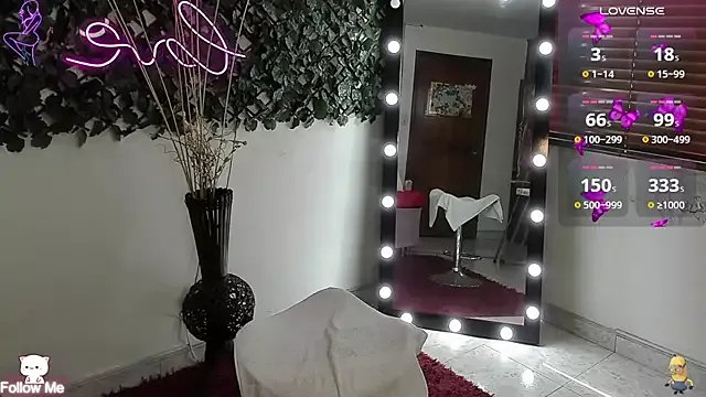 Freechat DestinyHills on StripChat