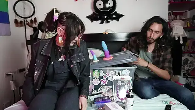 Devil_And_Princess on StripChat