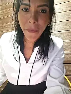 Freechat Doll_Loren on StripChat