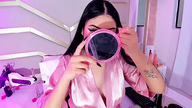 Group dollsweety on StripChat