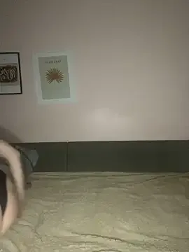 Freechat EdnaBradley on StripChat