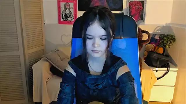 Freechat Elainebeness on StripChat