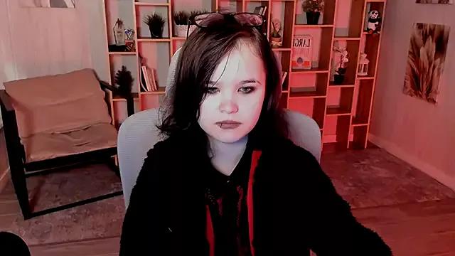 Freechat Elainebeness on StripChat