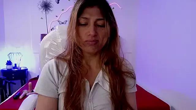 elena_detroya on StripChat