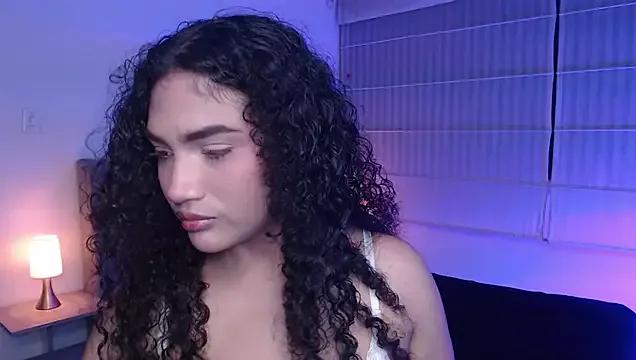 emiily_smith1 on StripChat 