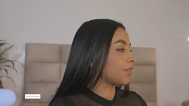 emma_brooks1 — Fingering pussy