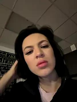 EmmaStars_ on StripChat 