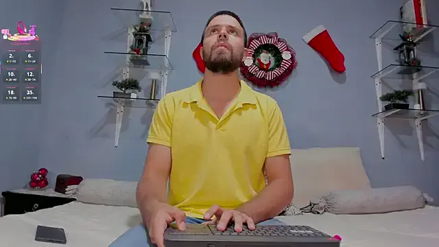 ETHAN_ADAM on StripChat