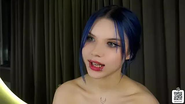 EvelyynLopez on StripChat 