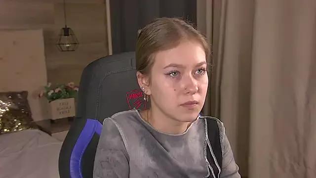 EveMundie on StripChat 