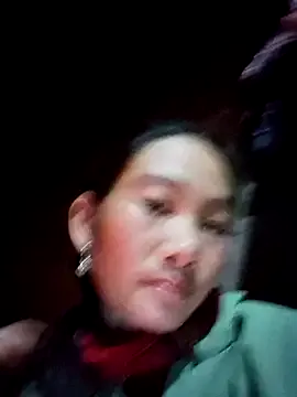 gio-thu on StripChat