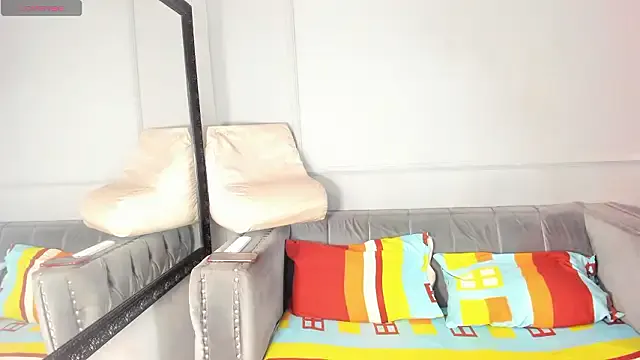 Haileysans — destroy my delicious pussy x 5 min