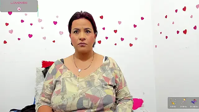 Freechat hazel_34 on StripChat