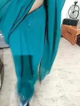 Hot_Sonniyaa — By lush