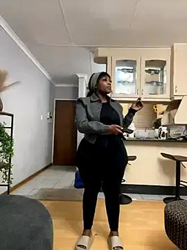 Freechat HugeMassiveBooty on StripChat