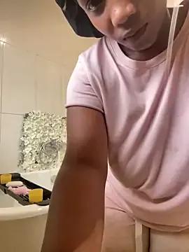 Freechat HugeMassiveBooty on StripChat