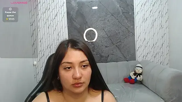 Freechat Ivony18_b on StripChat