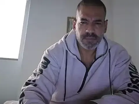 jackbigcock11 on StripChat