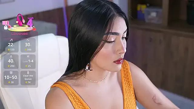 JulesBenett on StripChat