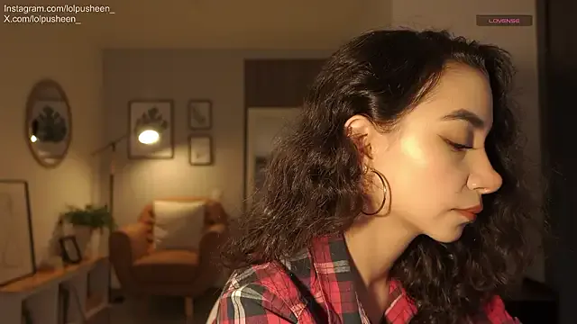 StripChat JulietteDee is Freechat JulietteDee — OIL BOOBS