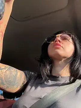 Freechat JulliaVegas on StripChat