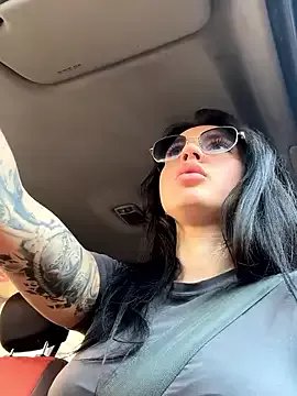 Freechat JulliaVegas on StripChat