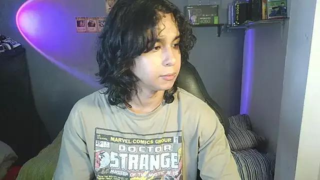 Freechat kairozz on StripChat