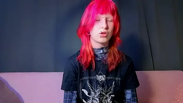 KandraCruser on StripChat