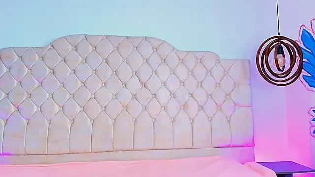 Freechat katy_usha on StripChat