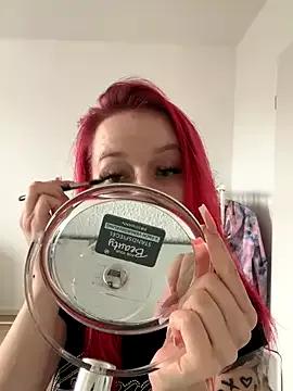 Freechat kimkatyrides on StripChat