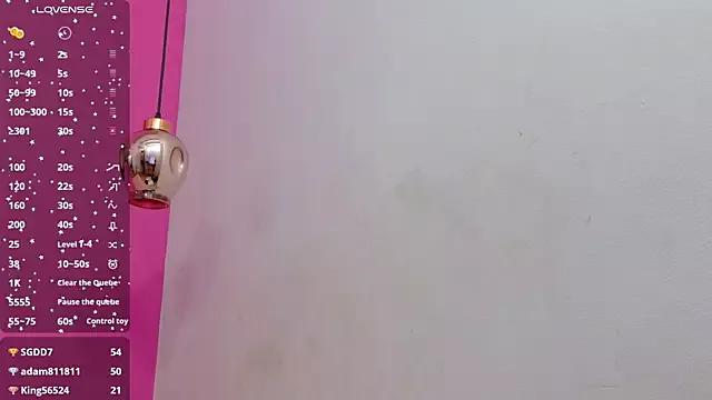 Freechat kinkyandsavage on StripChat