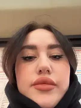 Try amazing escort KiraSunshine KiraSunshine from StripChat