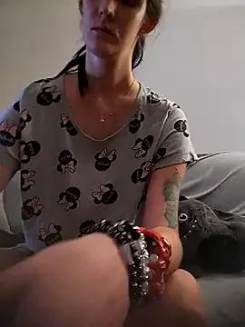 Freechat Laura_Ati on StripChat