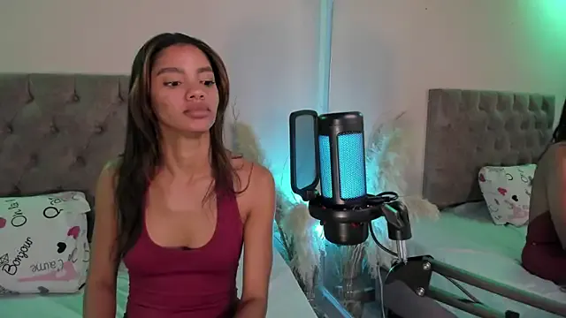 liagirl_cute — Ride dildo so goood!!! Make me cum