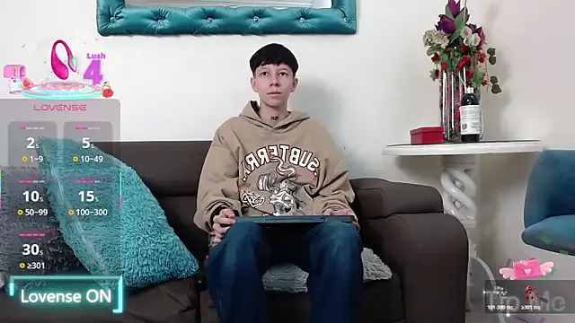 LiamBrown09 on StripChat