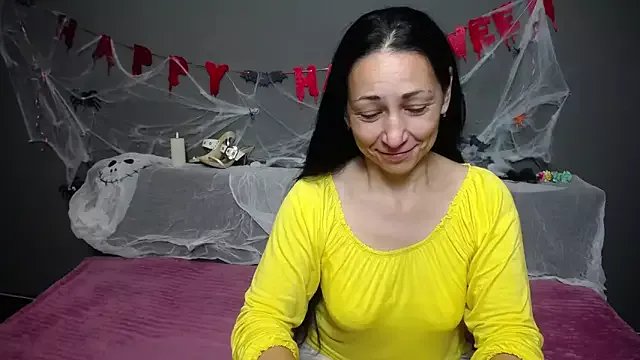 Freechat LiluGrants on StripChat