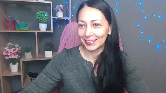 Freechat LiluGrants on StripChat