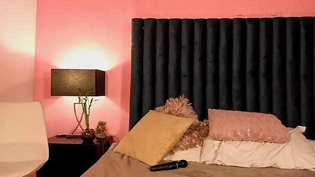 Lily_Miiller on StripChat 