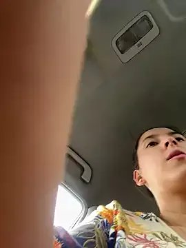 LittleDoll___ on StripChat 