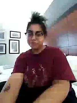 Freechat Lovelyrainn on StripChat