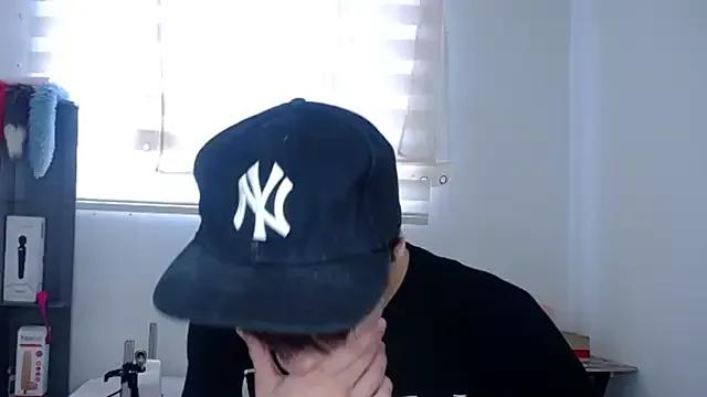 Freechat lucky_stricke on StripChat