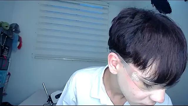 Freechat lucky_stricke on StripChat