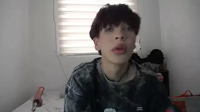 Freechat lucky_stricke on StripChat