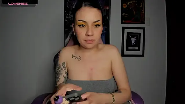 luckylaura — TOPLESS BOUNCE MY TITS