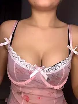 Try 23 years old LunaDesireex from StripChat LunaDesireex from StripChat