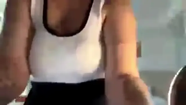 LuxureMia — massage boobs