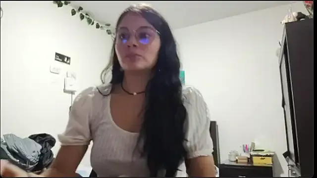 MaeganBodrey — Kiss 